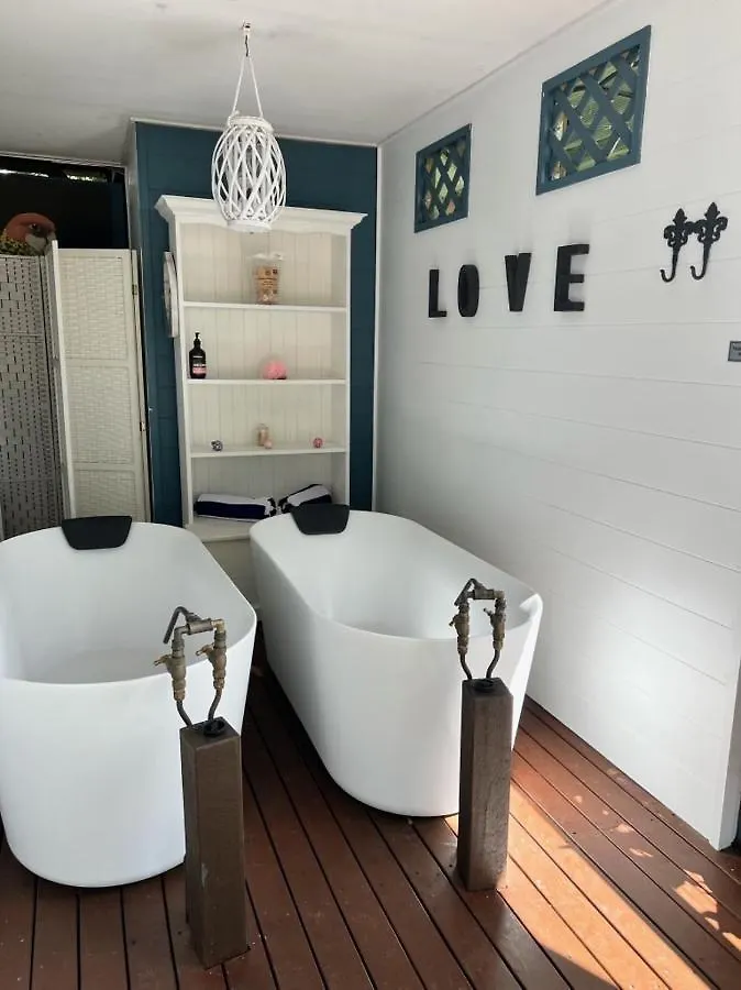 House Of Mahalo Accommodation 메이플턴 오스트레일리아